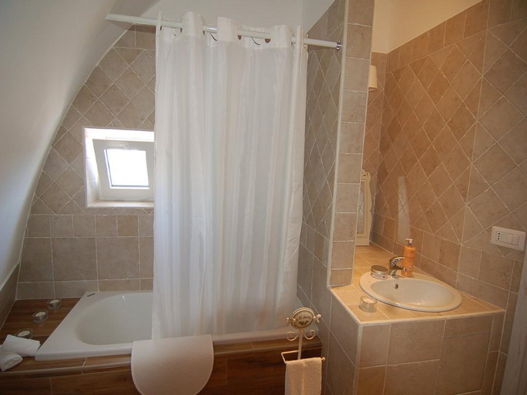 הוילה מרטינה פרנקה Domus Alba חדר תמונה